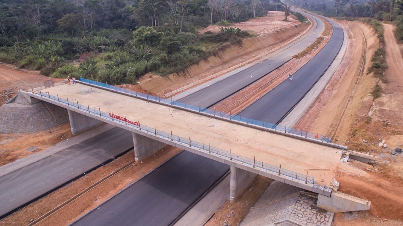 Autoroute YDE-DLA (1)