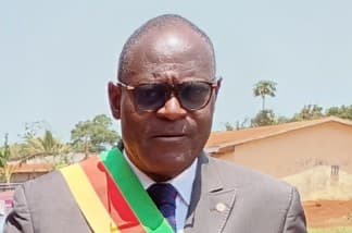 Alex MIMBANG, Maire de Nguélémendouka