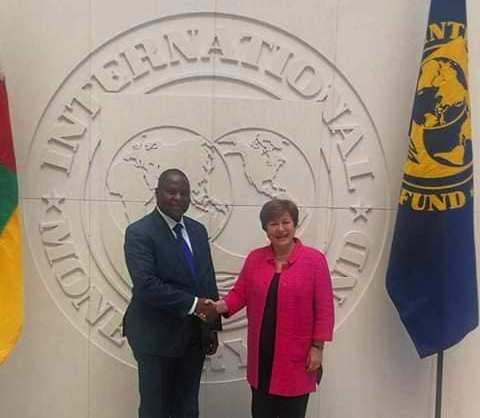 Le président centrafricain Faustin Archange Touadera avec la DG du FMI Kristalina Georgevia