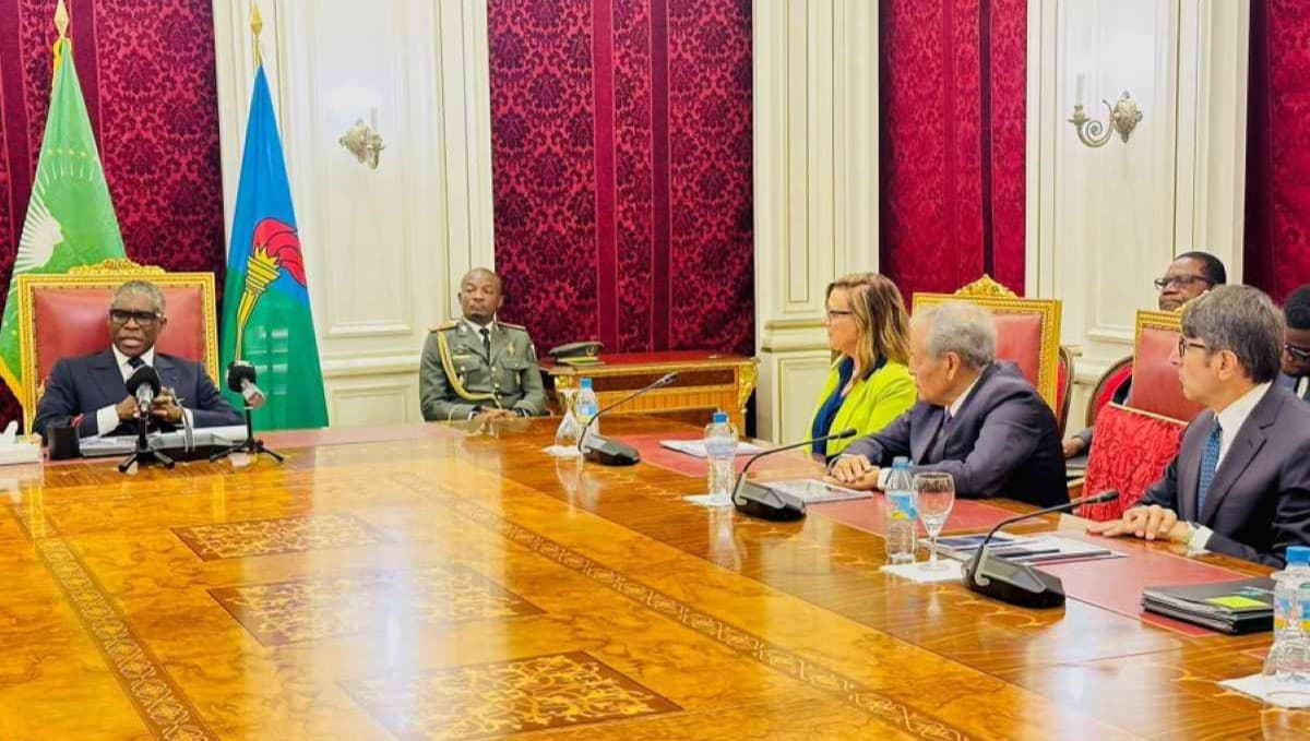 Le vice-président de la Guinée Equatoriale Teodoro Nguema Obiang Mangue en audience avec une délégation de OIL & Fuel Engineering LLC-FZ