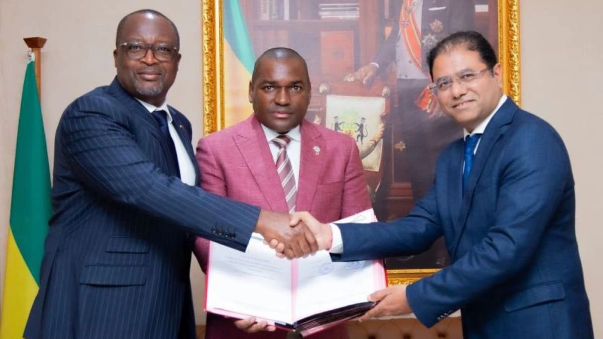 Signature de la convention à Libreville