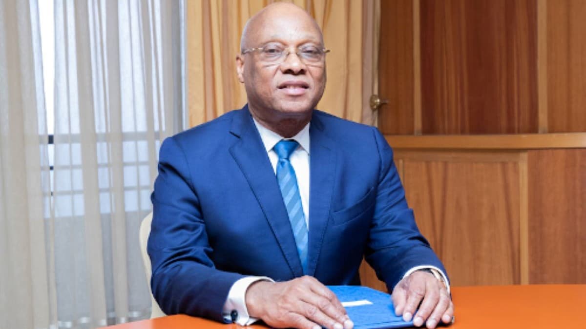 Gouverneur_Jean_Claude_BROU_Internet