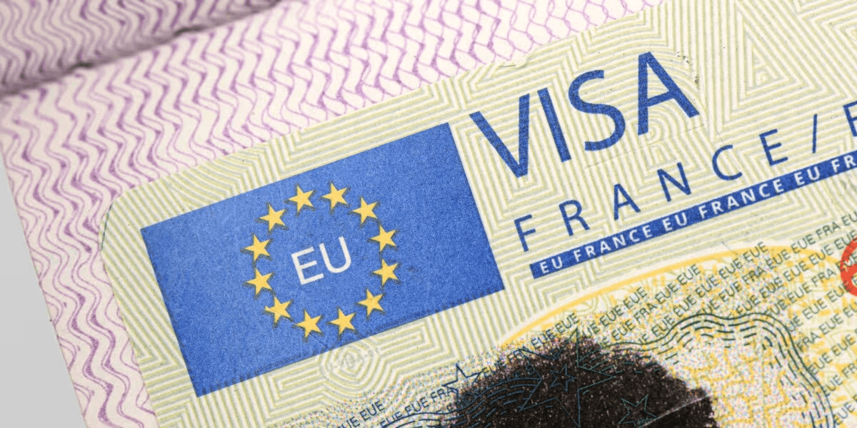 french-student-visa-illustration