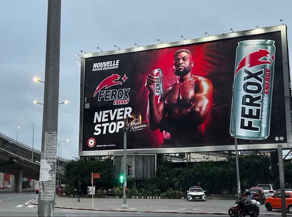 Panneau publicitaire de Ferox