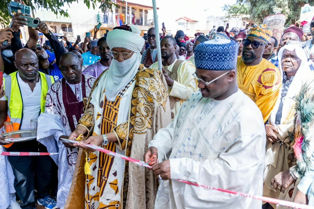 Coupure du ruban inaugural du forage BGFIBank à Foumban