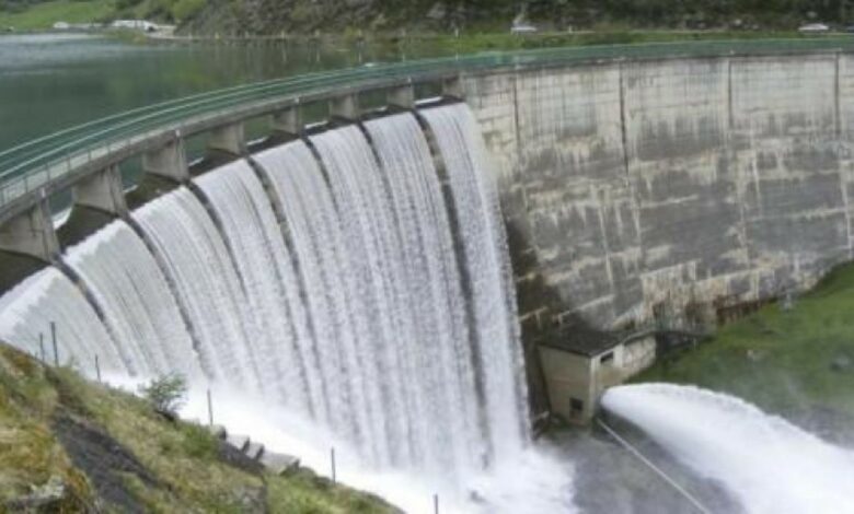 un barrage hydroelectrique